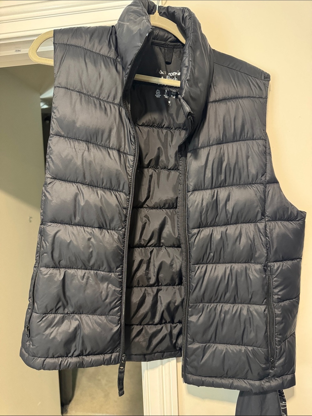 Abercrombie & Fitch Navy Quilted Puffer Vest